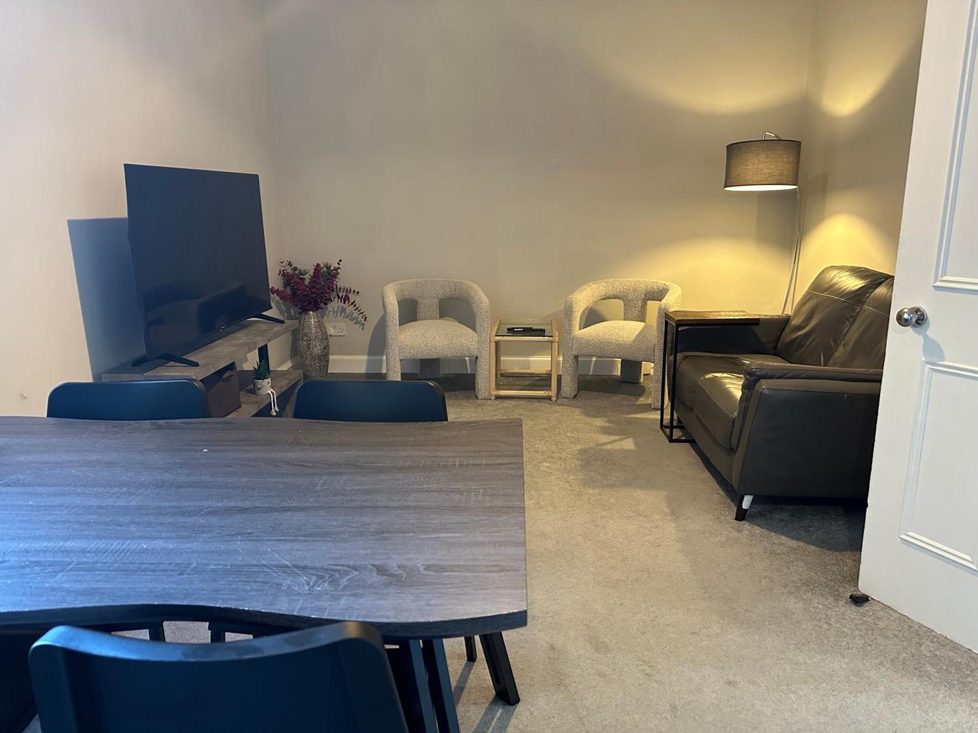 Two Bed Apartment Единбург Екстер'єр фото